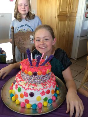 maryn and her birthday cake