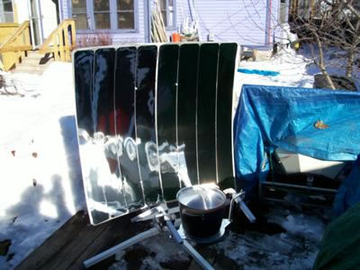 Andersen Solar Cooker on our Solar Deck!