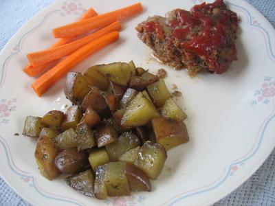 Hot Pot Meatloaf and potatoes
