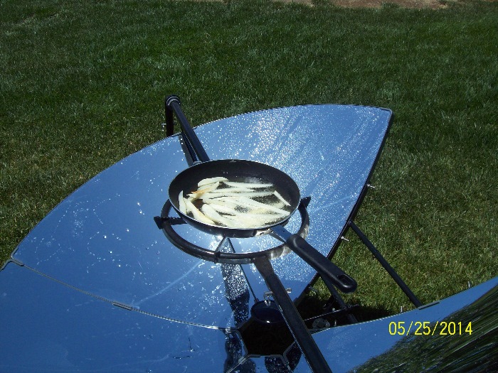 SolSource Classic Solar Cooker; a sophisticated parabolic cooker