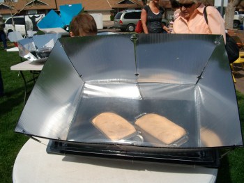 parabolic solar cooker