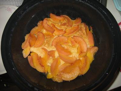 Sunrise Peach Cobbler from the Hot Pot
