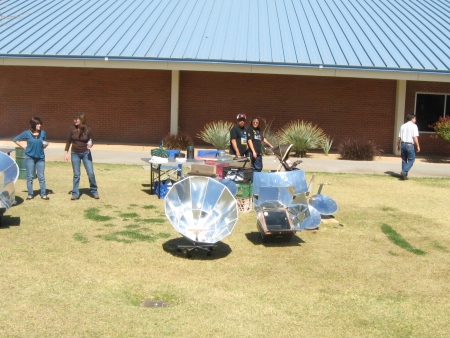 Homemade solar cookers