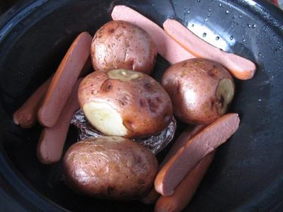 Finished potatoes and Hot Dogs