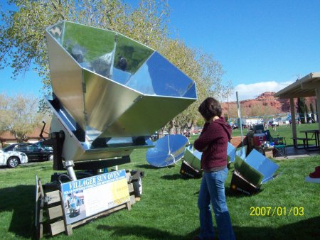 solar cooker-the Villager Sun Oven